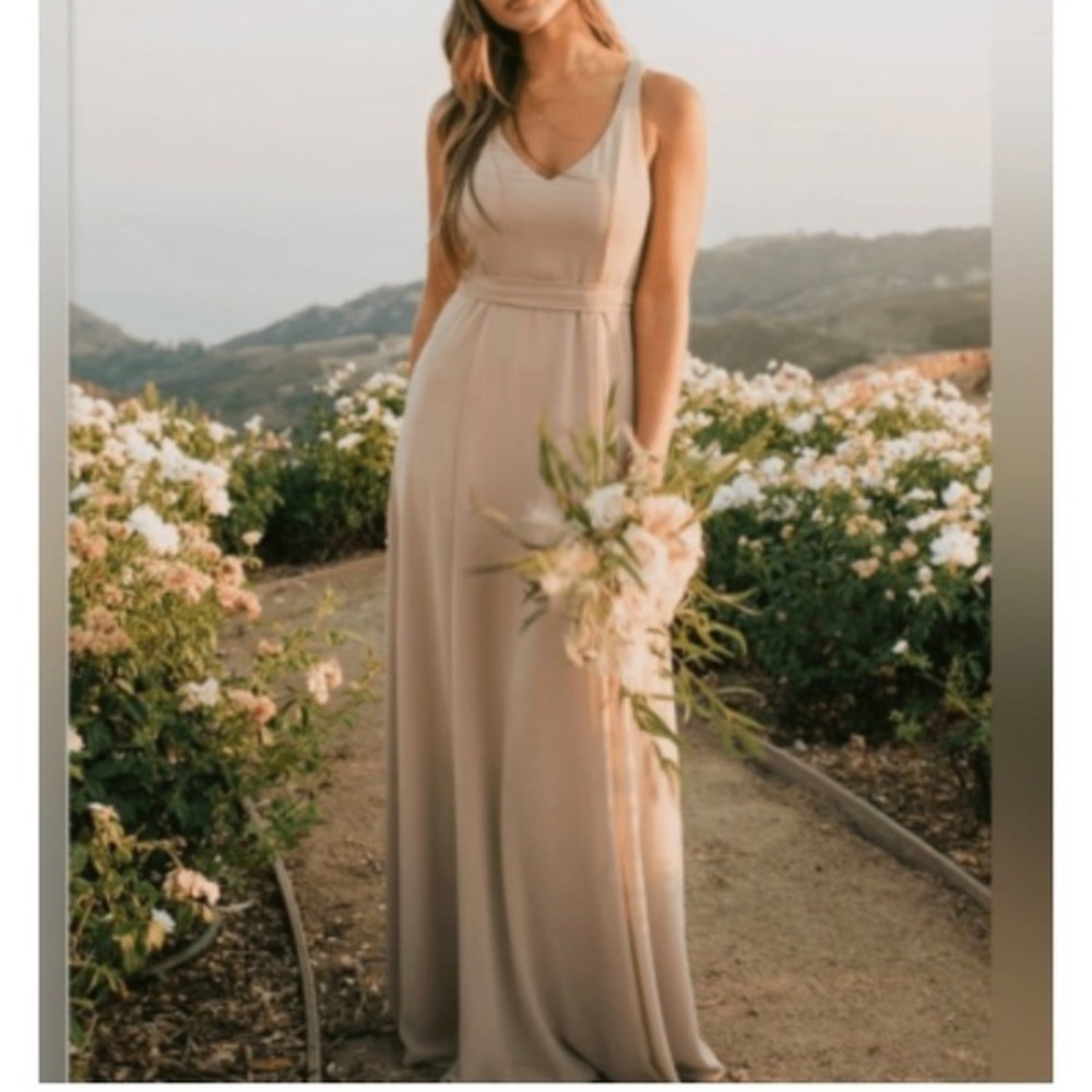 Show Me Your Mumu Jenn Maxi Dress – Tan‎ Chiffon, Size S,